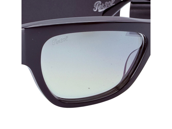 Persol | Iconische Italiaanse Designer Zonnebril – foto 2 – kavel bij XL Auctions