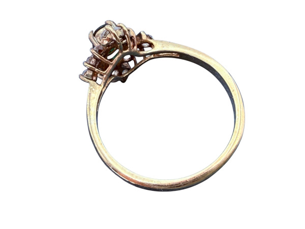 Elegante Ring met Smaragdgroene Steen – foto 3 – kavel bij XL Auctions