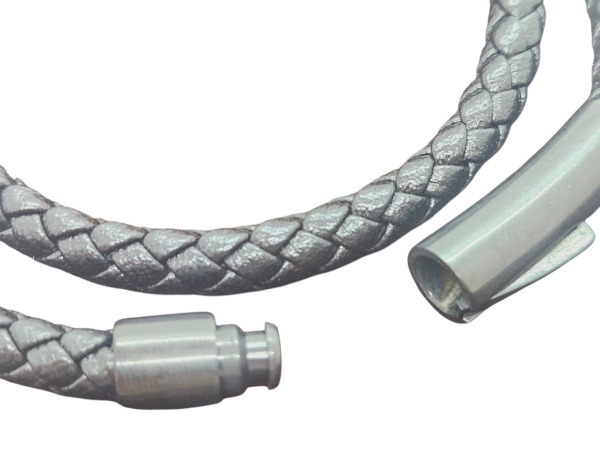Kobla | Dubbel Gevlochten Leren Armband – foto 3 – kavel bij XL Auctions
