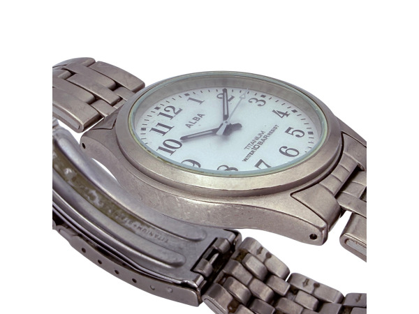 Alba | Lichtgewicht Titanium Horloge – foto 10 – kavel bij XL Auctions
