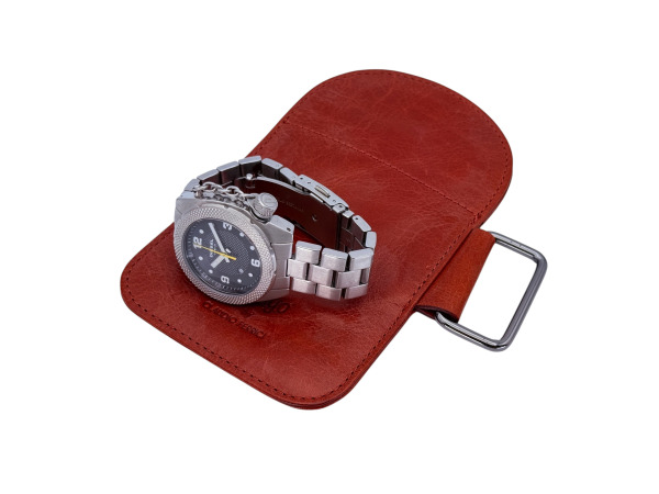 Diesel | Stoer Canteen Horloge van Edelstaal – foto 2 – kavel bij XL Auctions