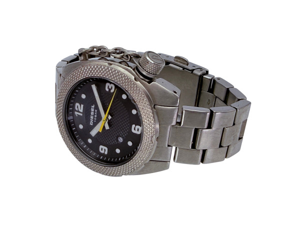 Diesel | Stoer Canteen Horloge van Edelstaal – foto 4 – kavel bij XL Auctions