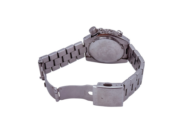 Diesel | Stoer Canteen Horloge van Edelstaal – foto 9 – kavel bij XL Auctions