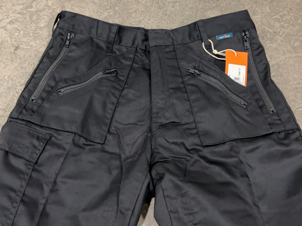 4x Portwest werkbroek maat 36 Action zwart – foto 3 – kavel bij XL Auctions
