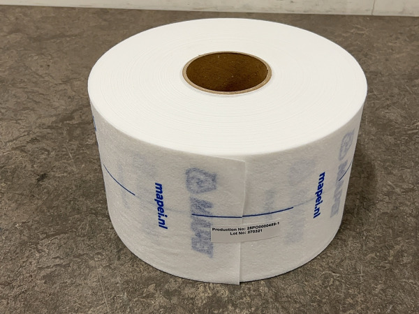 Mapei kimband 100m¹ – foto 3 – kavel bij XL Auctions