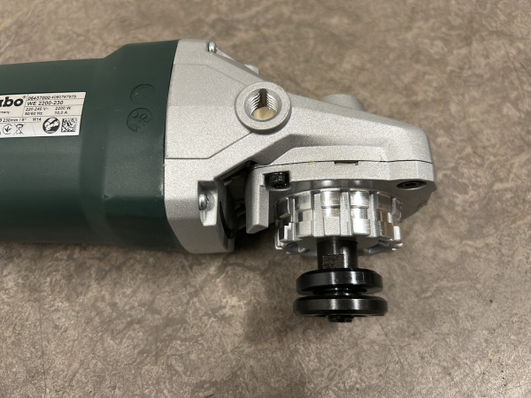 Metabo haakse slijper 2200W WE 22-230 MVT – foto 6 – kavel bij XL Auctions