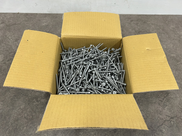 Doos houtconstructieschroef flenskop Torx M6x100mm Geomet – kavel bij XL Auctions