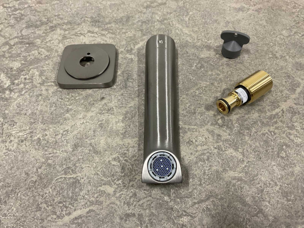 Axor baduitloop 180mm Citterio E zwart chroom geborsteld – foto 2 – kavel bij XL Auctions