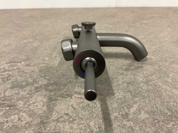 Nobili badkraan met joystick hendel Live staal – foto 4 – kavel bij XL Auctions
