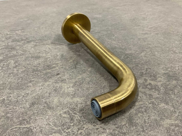 Royal Plaza badkraan 20cm Seto brons – foto 2 – kavel bij XL Auctions