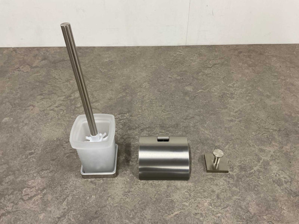 Beaux toilet set 3-delig Torcy geborsteld chroom – foto 2 – kavel bij XL Auctions