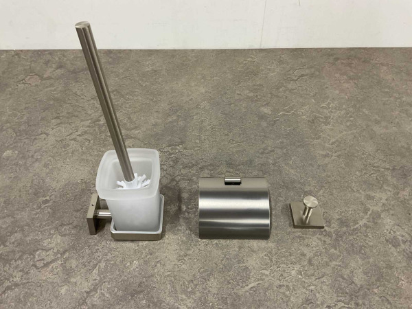 Beaux toilet set 3-delig Torcy geborsteld chroom – foto 3 – kavel bij XL Auctions