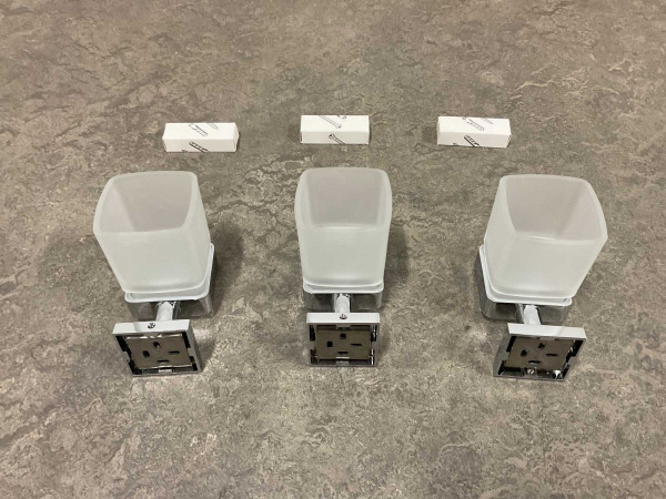 3x Alterna glashouder met glas Siena chroom – foto 4 – kavel bij XL Auctions