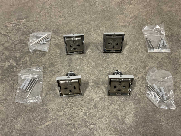 4x Alterna haak Siena chroom – foto 3 – kavel bij XL Auctions