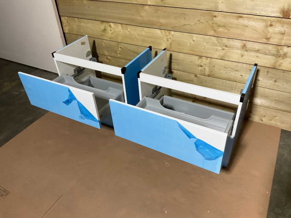 2x Detremmerie wastafelonderkast 70x43,5x59cm mat wit – foto 3 – kavel bij XL Auctions