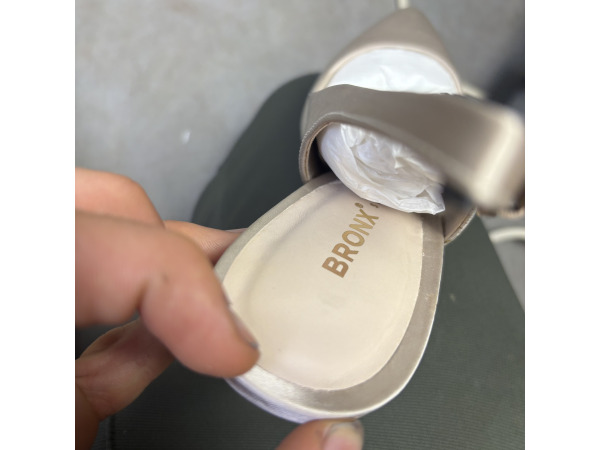 bronx hakken dames maat 37 schoenen – foto 5 – kavel bij XL Auctions