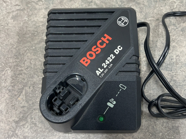 Bosch autolader AL 2422DC – foto 3 – kavel bij XL Auctions