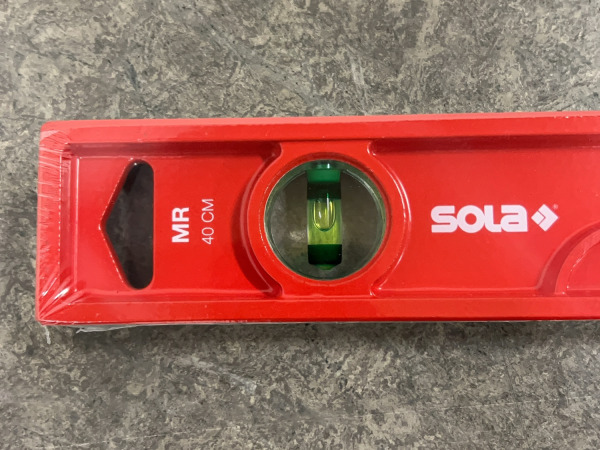 2x Sola waterpas MR 40cm – foto 2 – kavel bij XL Auctions
