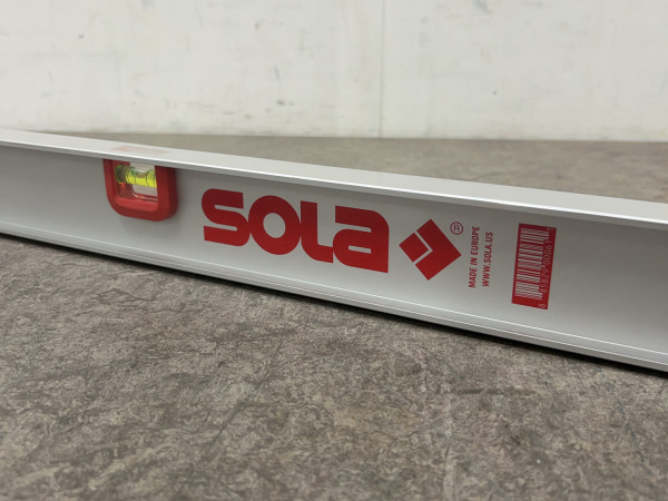 Sola waterpas 180cm – foto 3 – kavel bij XL Auctions