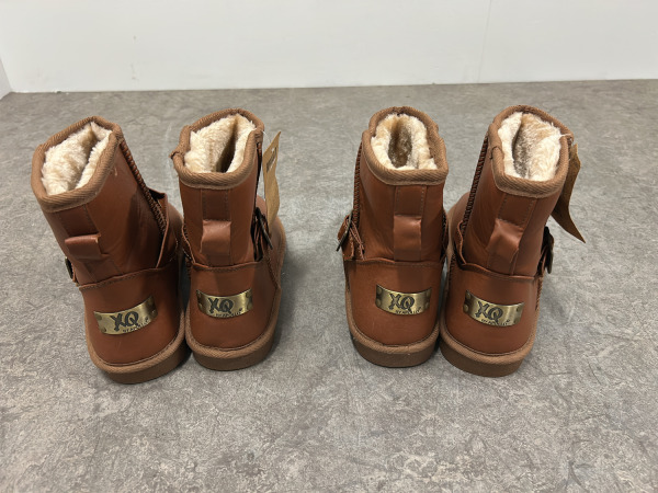 Appolo gevoerde laarsjes maat 40 set 3-delig – foto 3 – kavel bij XL Auctions