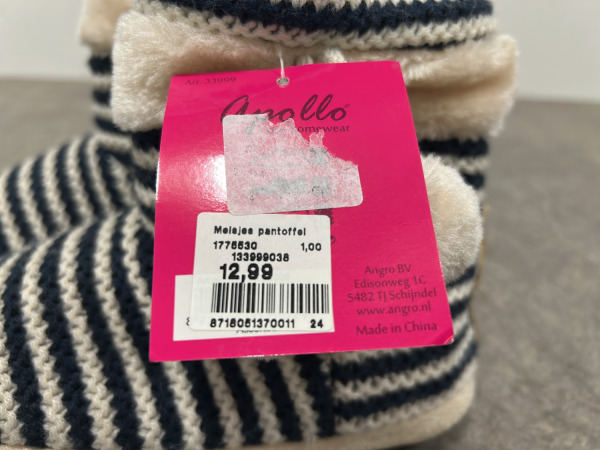 Apollo kinder laarsjes/pantoffels set 4-delig – foto 14 – kavel bij XL Auctions