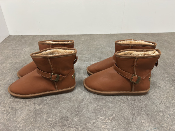 Appolo gevoerde laarsjes maat 40 set 3-delig – foto 4 – kavel bij XL Auctions