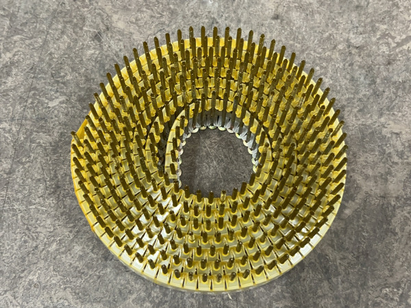 12x Duo-Fast brads ø5,5mm rol – foto 4 – kavel bij XL Auctions