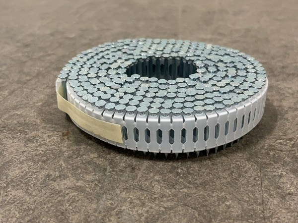 Paslode brads op rol 2,8x30mm 325stuks – foto 2 – kavel bij XL Auctions