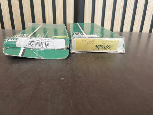 2x NEMEF Insteek- & Veiligheidsslot SKG