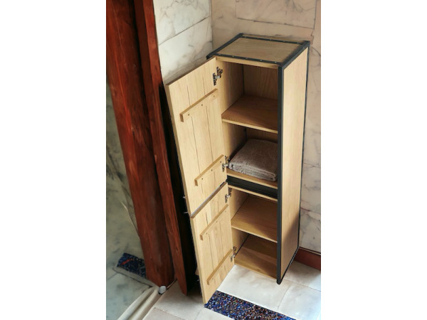 Casajoy Vrijstaande Eiken Kolomkast – foto 2 – kavel bij XL Auctions