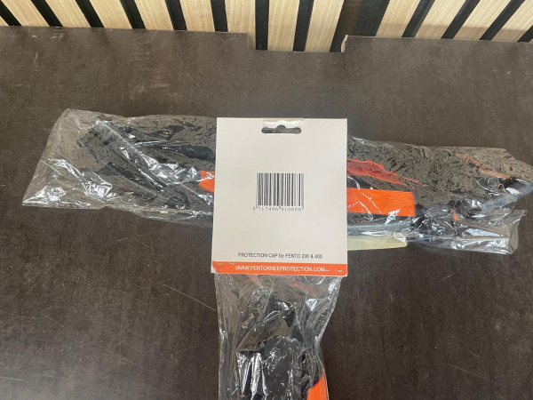 2x FENTO Kniebescherming + Protection Cap – foto 2 – kavel bij XL Auctions