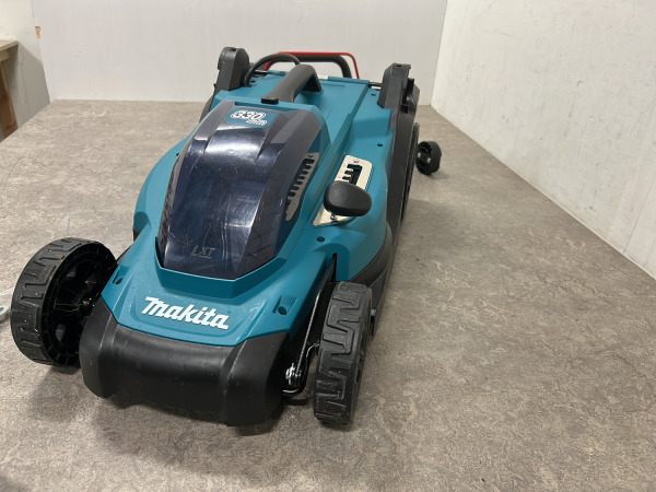 Makita accu grasmaaier 18V DLM330 – foto 5 – kavel bij XL Auctions