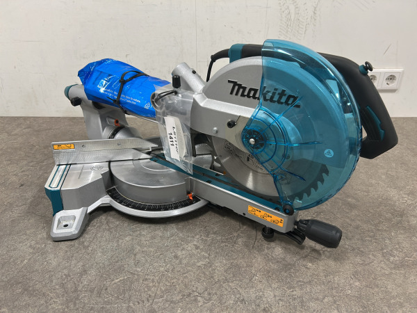 Makita afkortzaag ø260mm 1450W LS1110F – kavel bij XL Auctions