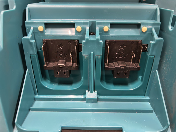 Makita accu stofzuiger 2x18V body DVC863LZ – foto 6 – kavel bij XL Auctions