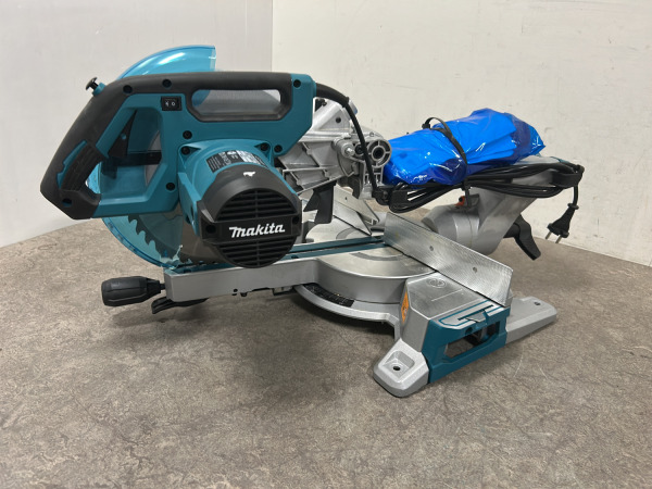 Makita afkortzaag ø260mm 1450W LS1110F – foto 4 – kavel bij XL Auctions