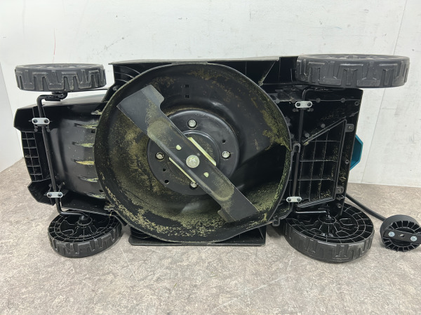 Makita accu grasmaaier 18V DLM330 – foto 5 – kavel bij XL Auctions