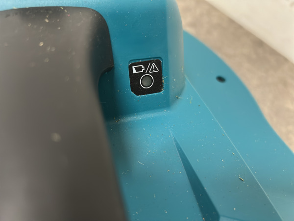 Makita accu grasmaaier 18V DLM330 – foto 6 – kavel bij XL Auctions