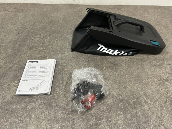 Makita accu grasmaaier 18V DLM330 – foto 10 – kavel bij XL Auctions