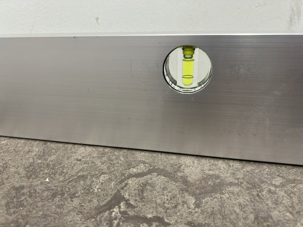 4x Stabila afrijlat 150cm met 2 libellen AL-2L – foto 3 – kavel bij XL Auctions