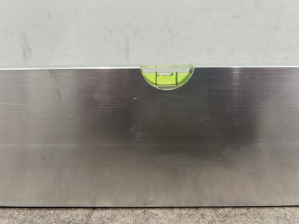 2x Stabila strijklat 100cm met libel AL-2L – foto 2 – kavel bij XL Auctions