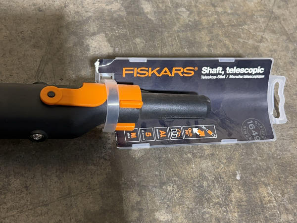 2x Fiskars telescoopsteel Quickfit 140-240cm – foto 4 – kavel bij XL Auctions