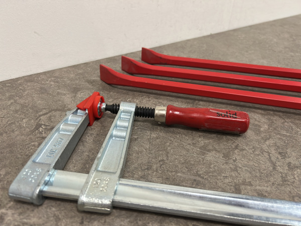 Solid lijmklem en koevoet set 4-delig – foto 3 – kavel bij XL Auctions