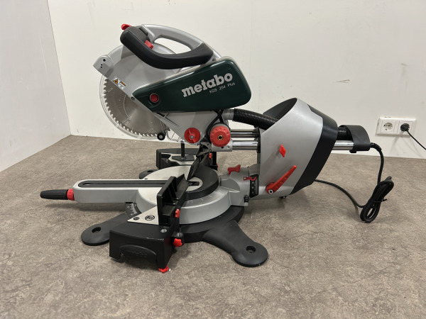 Metabo afkortzaag KGS 254 Plus met trekfunctie – kavel bij XL Auctions