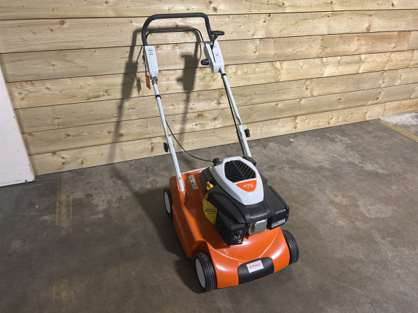 Stihl benzine verticuteermachine RL 540 – foto 2 – kavel bij XL Auctions