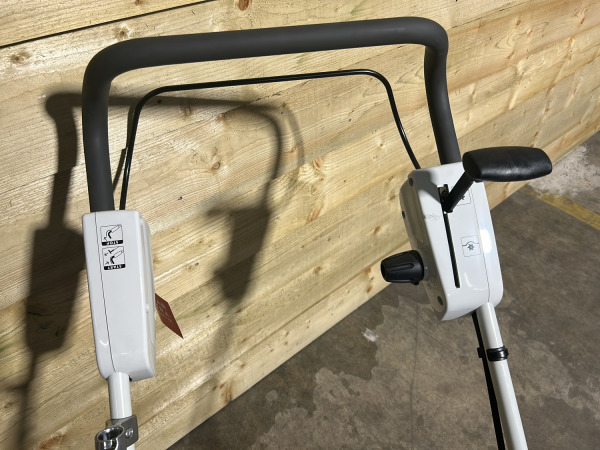 Stihl benzine verticuteermachine RL 540 – foto 8 – kavel bij XL Auctions