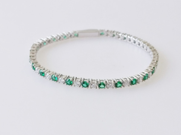 4.31ct Lab Grown Emerald and Lab Grown Diamond Bracelet
