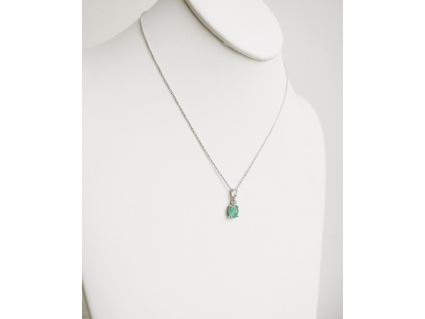 1.29ct Emerald and Diamond Necklace with Pendant – foto 4 – kavel bij XL Auctions