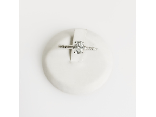 0.71ct Lab Grown Diamond and Diamond Ring – foto 2 – kavel bij XL Auctions
