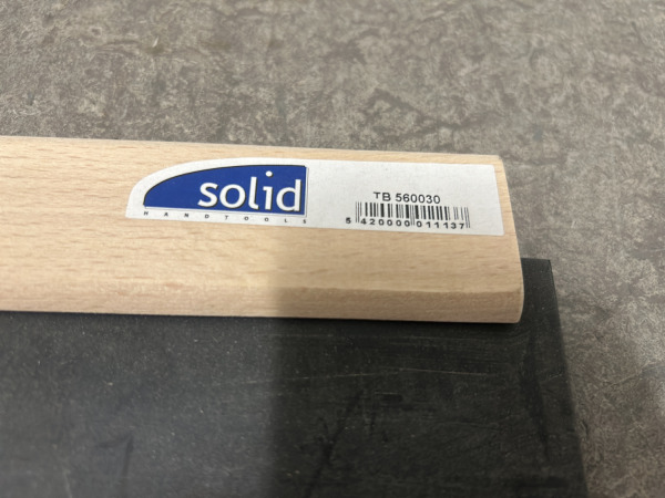 Solid tegelzetgereedschap set 42-delig – foto 7 – kavel bij XL Auctions