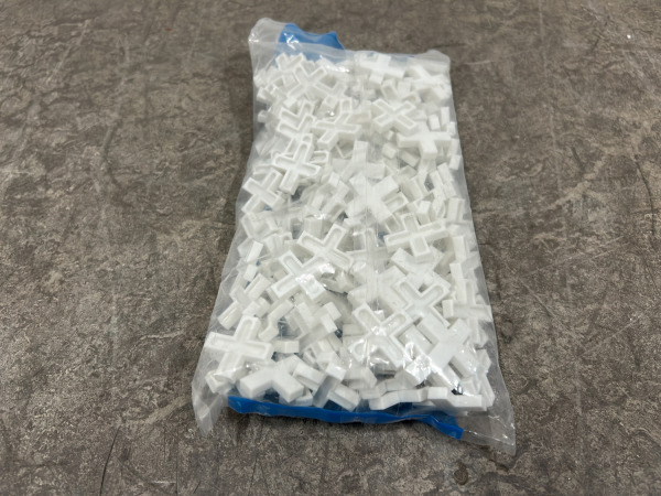 Solid tegelzetgereedschap set 42-delig – foto 16 – kavel bij XL Auctions